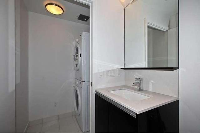 713 - 20 Gladstone Ave, Condo with 2 bedrooms, 2 bathrooms and 1 parking in Toronto ON | Image 14