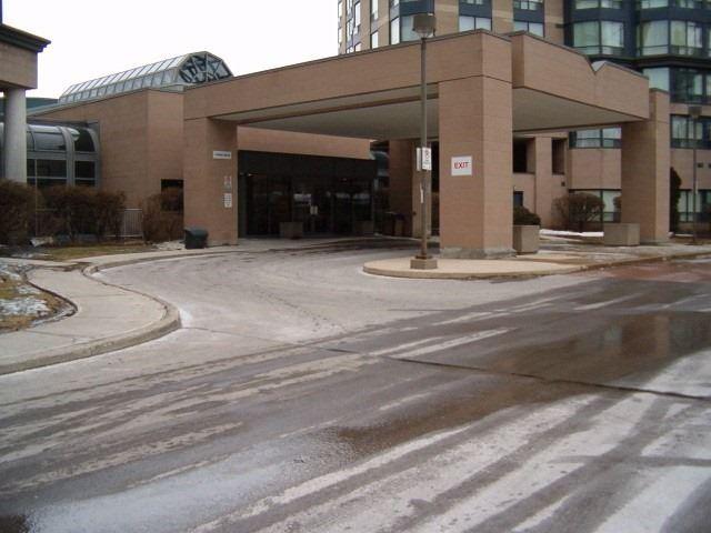1604 - 1 Hickory Tree Rd, Condo with 2 bedrooms, 2 bathrooms and 1 parking in Toronto ON | Image 14