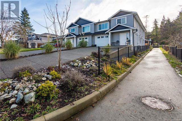 484 10th St, House detached with 6 bedrooms, 3 bathrooms and 4 parking in Nanaimo BC | Image 38