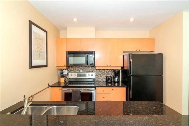 Th2 - 11 Niagara St, Townhouse with 2 bedrooms, 2 bathrooms and 1 parking in Toronto ON | Image 8