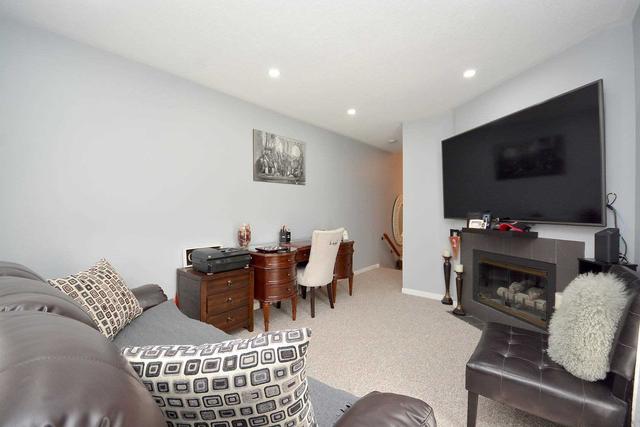 36 Lancewood Cres, Townhouse with 3 bedrooms, 3 bathrooms and 2 parking in Brampton ON | Image 14