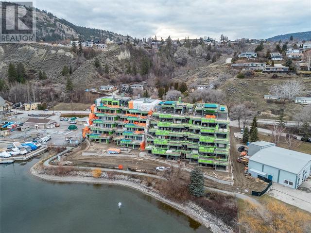 106 - 13415 Lakeshore Drive, Condo with 3 bedrooms, 2 bathrooms and 2 parking in Summerland BC | Image 3