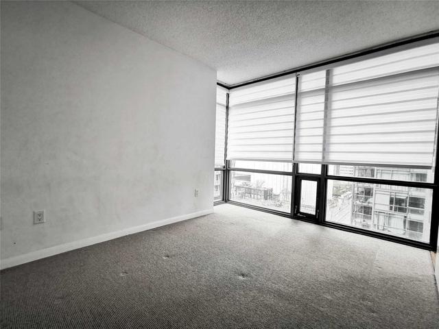 1201 - 38 Grenville St, Condo with 2 bedrooms, 2 bathrooms and 1 parking in Toronto ON | Image 18