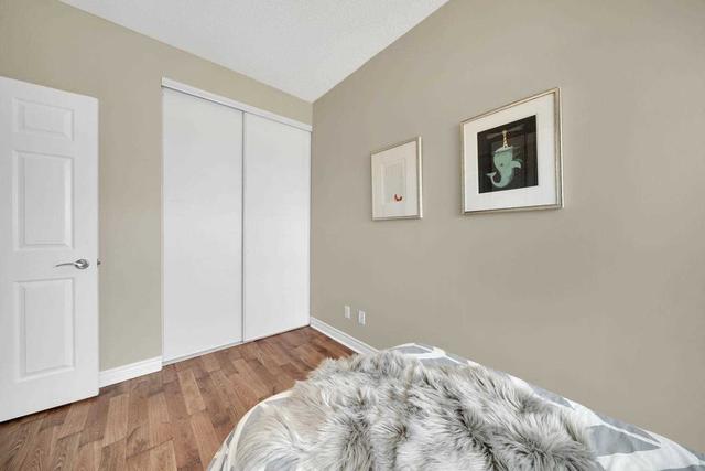 2317 - 339 Rathburn Rd, Condo with 2 bedrooms, 3 bathrooms and 1 parking in Mississauga ON | Image 9