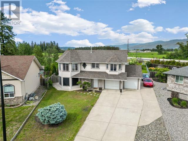 2112 Hunter Avenue, House detached with 3 bedrooms, 3 bathrooms and 6 parking in Armstrong BC | Image 3