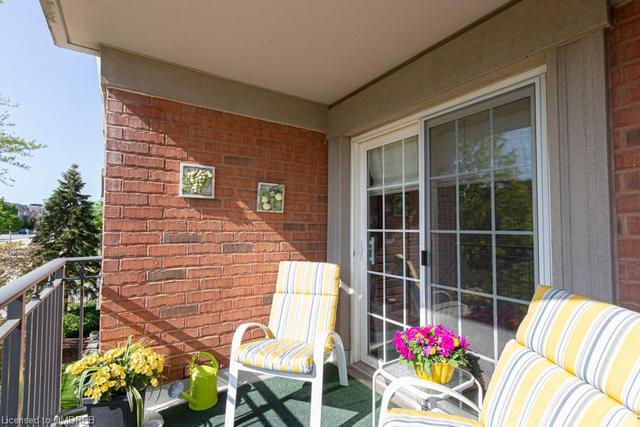 307 - 2301 Parkhaven Boulevard, House attached with 2 bedrooms, 2 bathrooms and 2 parking in Oakville ON | Image 8