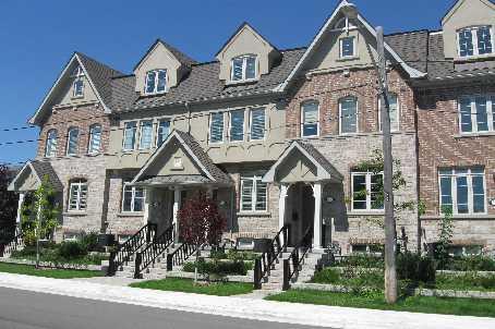 28 Mendota Rd, House attached with 3 bedrooms, 3 bathrooms and 3 parking in Toronto ON | Image 1