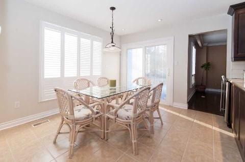 86 Mccarty Cres, House detached with 4 bedrooms, 4 bathrooms and 6 parking in Markham ON | Image 9