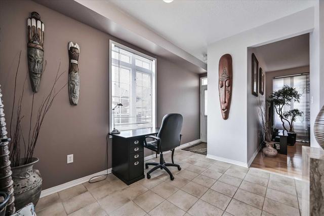 20 Lindcrest Manr, House detached with 3 bedrooms, 3 bathrooms and 1 parking in Markham ON | Image 7