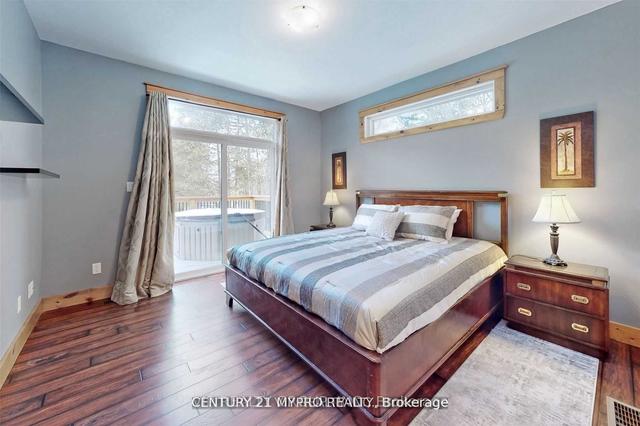 38 Pheasant St, House detached with 2 bedrooms, 3 bathrooms and 5 parking in Kawartha Lakes ON | Image 11