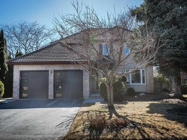 364 Claremont Cres, House detached with 4 bedrooms, 4 bathrooms and 4 parking in Oakville ON | Image 1