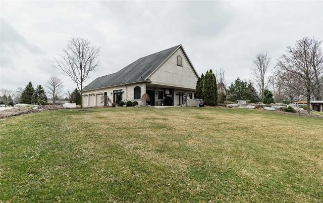10889 River Line E, House detached with 3 bedrooms, 16 bathrooms and 15 parking in Chatham Kent ON | Image 23