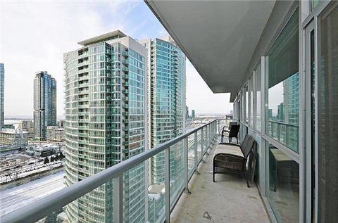 1805 - 352 Front St W, Condo with 2 bedrooms, 2 bathrooms and 1 parking in Toronto ON | Image 13