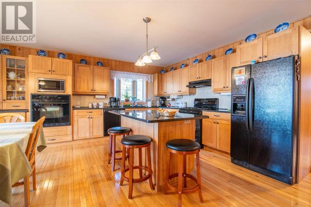 72 Branch Road 3b Storm Bay Rd, House detached with 4 bedrooms, 3 bathrooms and null parking in Kenora, Unorganized ON | Image 3