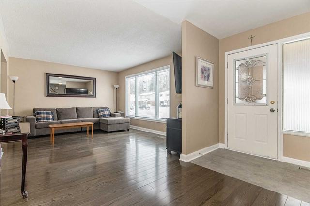 33 Storey Dr, House detached with 4 bedrooms, 2 bathrooms and 5 parking in Halton Hills ON | Image 23