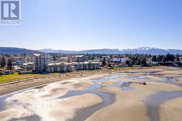 113/114d - 181 Beachside Dr, Condo with 2 bedrooms, 3 bathrooms and null parking in Parksville BC | Image 1