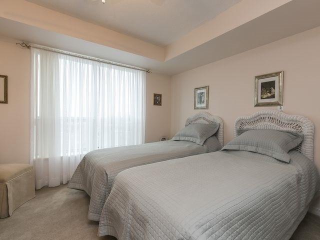 809 - 4889 Kimbermount Ave, Condo with 2 bedrooms, 2 bathrooms and 1 parking in Mississauga ON | Image 13