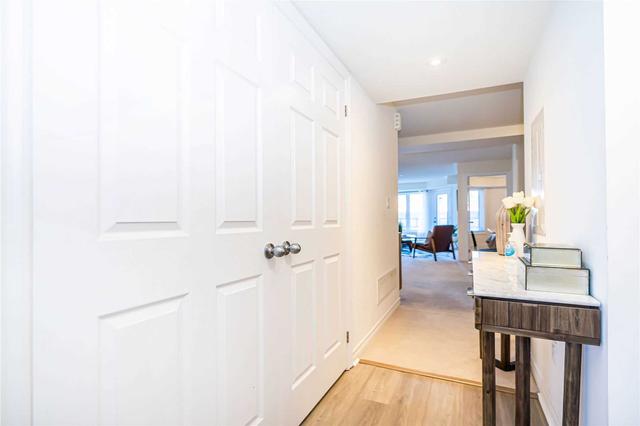 1 - 17 Eaton Park Lane, Townhouse with 2 bedrooms, 2 bathrooms and 2 parking in Toronto ON | Image 12
