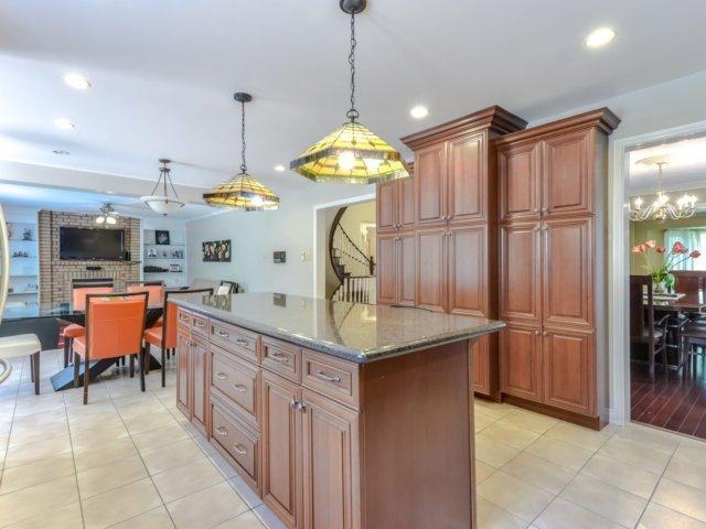 1834 Grosvenor Pl, House detached with 4 bedrooms, 5 bathrooms and 6 parking in Mississauga ON | Image 9