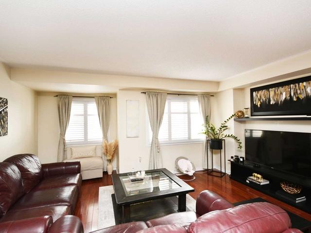793 Candlestick Circ, House attached with 3 bedrooms, 4 bathrooms and 2 parking in Mississauga ON | Image 40