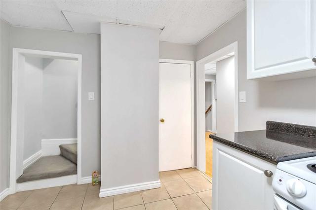 127 Summer St, House detached with 3 bedrooms, 1 bathrooms and 2 parking in Oshawa ON | Image 24