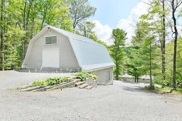 2349 Calabogie Rd, House detached with 1 bedrooms, 2 bathrooms and 14 parking in Greater Madawaska ON | Image 12