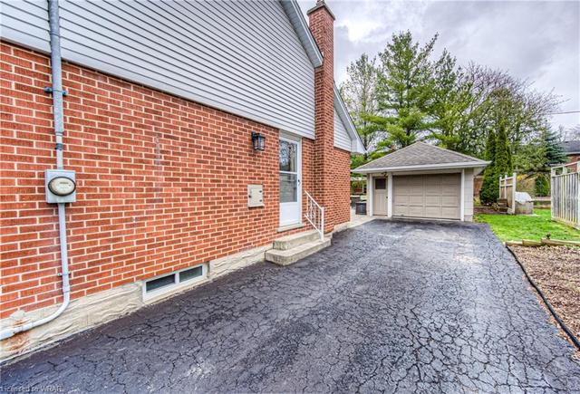 193 Douglas Street, House detached with 3 bedrooms, 2 bathrooms and 5 parking in Waterloo ON | Image 39