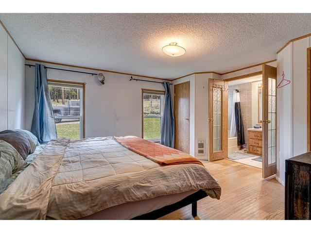 1647 Tranquility Road, House detached with 4 bedrooms, 3 bathrooms and 4 parking in East Kootenay B BC | Image 30