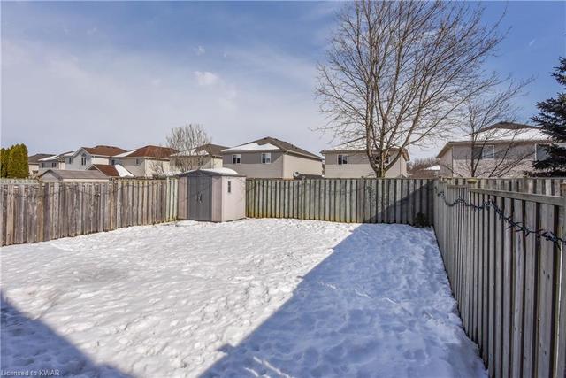585 Chesapeake Crescent, House detached with 3 bedrooms, 2 bathrooms and 3 parking in Waterloo ON | Image 45