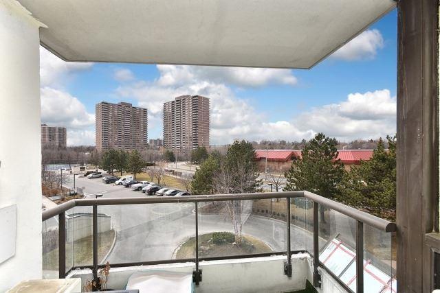 410 - 1 Rowntree Rd, Condo with 2 bedrooms, 2 bathrooms and 1 parking in Toronto ON | Image 12