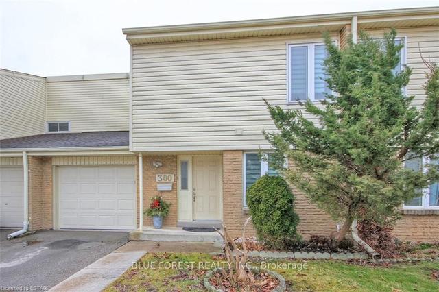 300 - 700 Osgoode Dr, House attached with 3 bedrooms, 2 bathrooms and 2 parking in London ON | Image 12