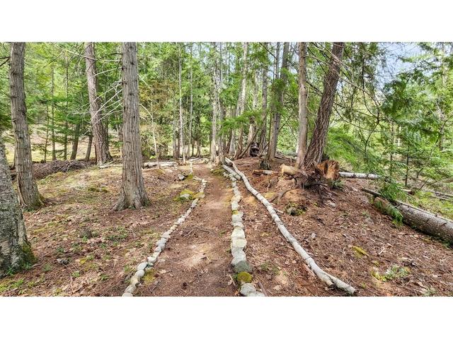 5745 Longbeach Road, House detached with 0 bedrooms, 0 bathrooms and 6 parking in Central Kootenay E BC | Image 41