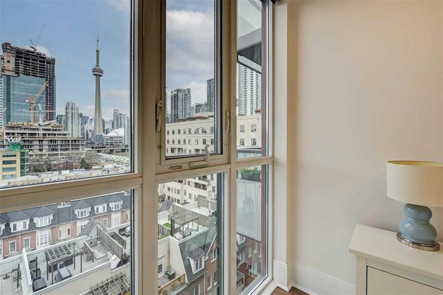819 - 560 Front St, Condo with 1 bedrooms, 1 bathrooms and 1 parking in Toronto ON | Image 3