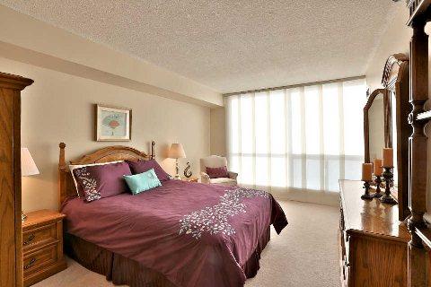 405 - 1500 Grazia Crt, Condo with 2 bedrooms, 2 bathrooms and 2 parking in Mississauga ON | Image 3