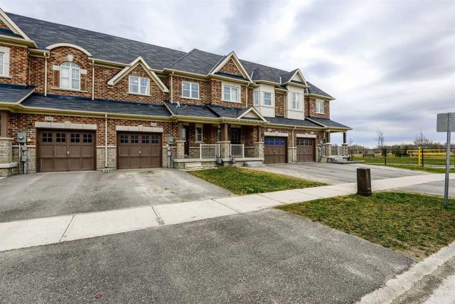 1303 Bardeau St, House attached with 3 bedrooms, 3 bathrooms and 2 parking in Innisfil ON | Image 23