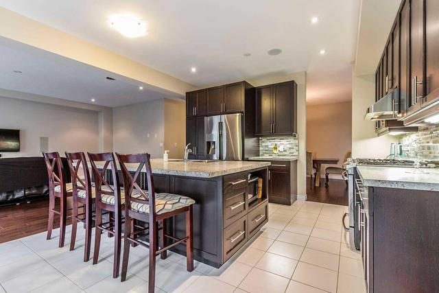 15 Elmbank Tr, House detached with 4 bedrooms, 3 bathrooms and 2 parking in Kitchener ON | Image 7