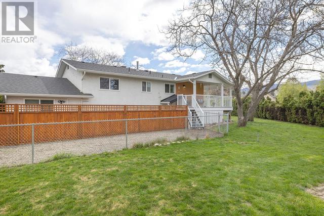 4330 San Michelle Court, House detached with 4 bedrooms, 2 bathrooms and 2 parking in Kelowna BC | Image 47