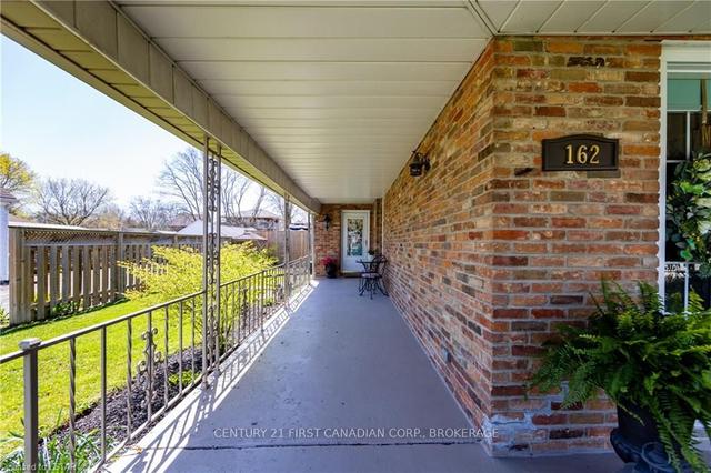 162 Victoria St, House detached with 4 bedrooms, 2 bathrooms and 11 parking in Southwest Middlesex ON | Image 36