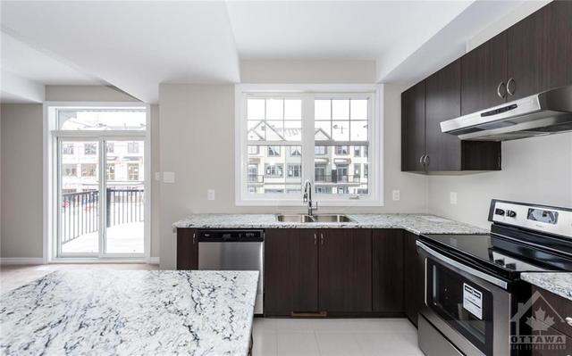 317 Citrine Street, Townhouse with 2 bedrooms, 2 bathrooms and 3 parking in Ottawa ON | Image 6