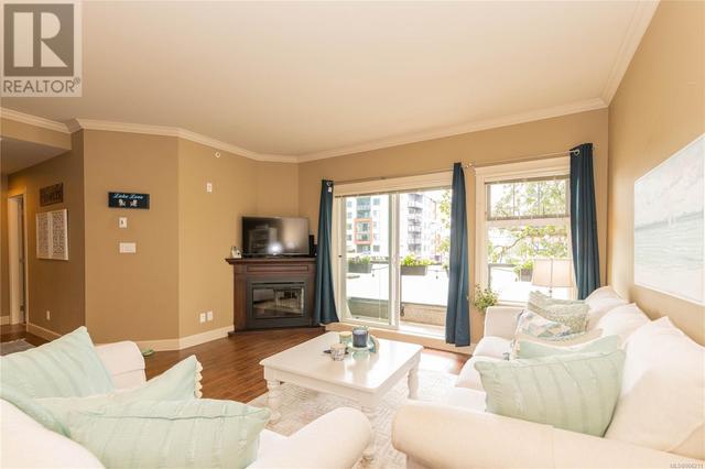 201 - 2881 Peatt Rd, Condo with 2 bedrooms, 2 bathrooms and 1 parking in Langford BC | Image 4