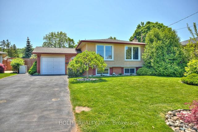 31 Rose Cres, House detached with 3 bedrooms, 2 bathrooms and 4 parking in Hamilton ON | Image 36