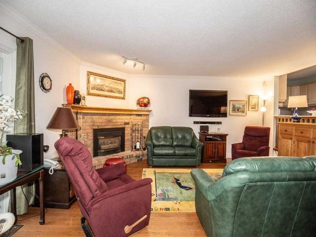 3328 Jordan Ave, House detached with 4 bedrooms, 3 bathrooms and 4 parking in Burlington ON | Image 7
