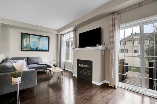 808 Kennacraig Private, Townhouse with 2 bedrooms, 2 bathrooms and 2 parking in Ottawa ON | Image 9