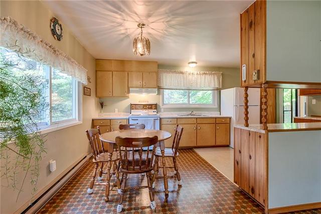 7 Eastern Road, House detached with 2 bedrooms, 1 bathrooms and 10 parking in Greater Madawaska ON | Image 12