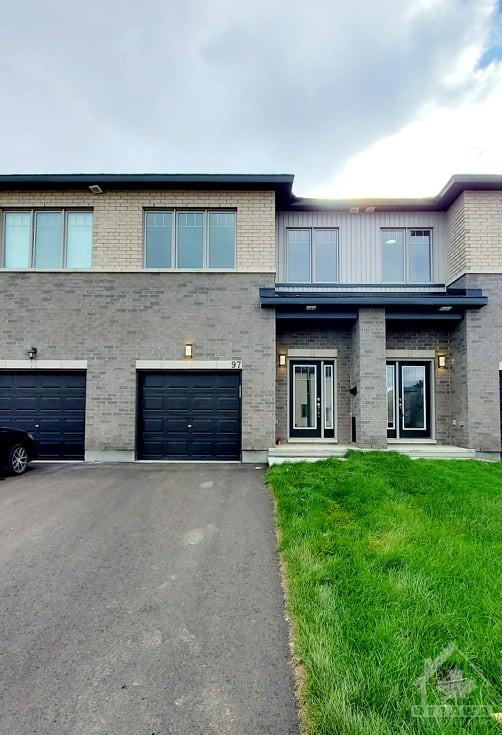 97 Rallidale Street, Townhouse with 3 bedrooms, 4 bathrooms and 2 parking in Ottawa ON | Image 1