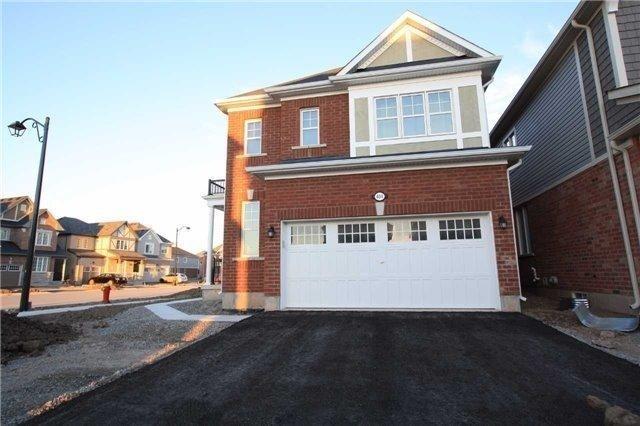 404 Clarkson Gate, House detached with 3 bedrooms, 3 bathrooms and 2 parking in Milton ON | Image 1