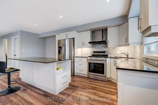 14 Rotherham Ave, House detached with 5 bedrooms, 6 bathrooms and 7 parking in Toronto ON | Image 8