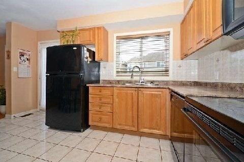 upper - 9 Fidelity Ave, House detached with 4 bedrooms, 3 bathrooms and 3 parking in Brampton ON | Image 15