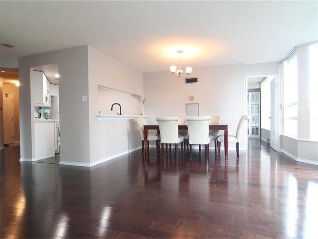 308 - 250 Webb Dr, Condo with 2 bedrooms, 2 bathrooms and 2 parking in Mississauga ON | Image 12