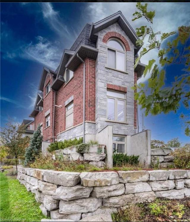 b - 489 East Ave, Townhouse with 2 bedrooms, 2 bathrooms and 1 parking in Kitchener ON | Image 35